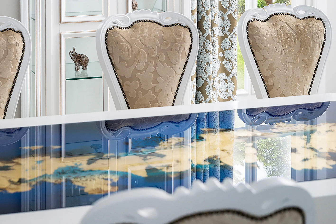 Mobilier dining din lemn masiv la comandă