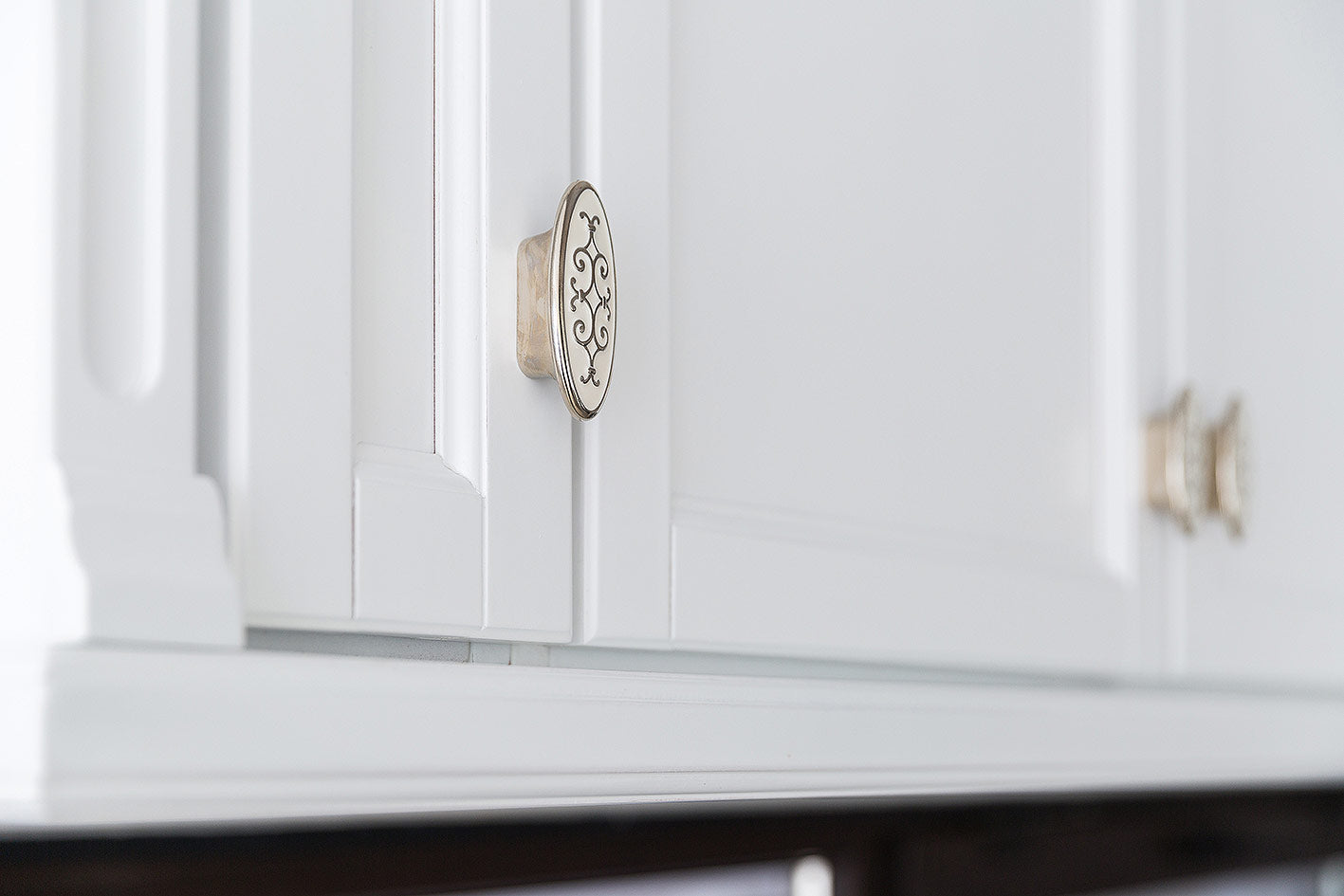 Mobilă de bucătărie din lemn masiv la comandă