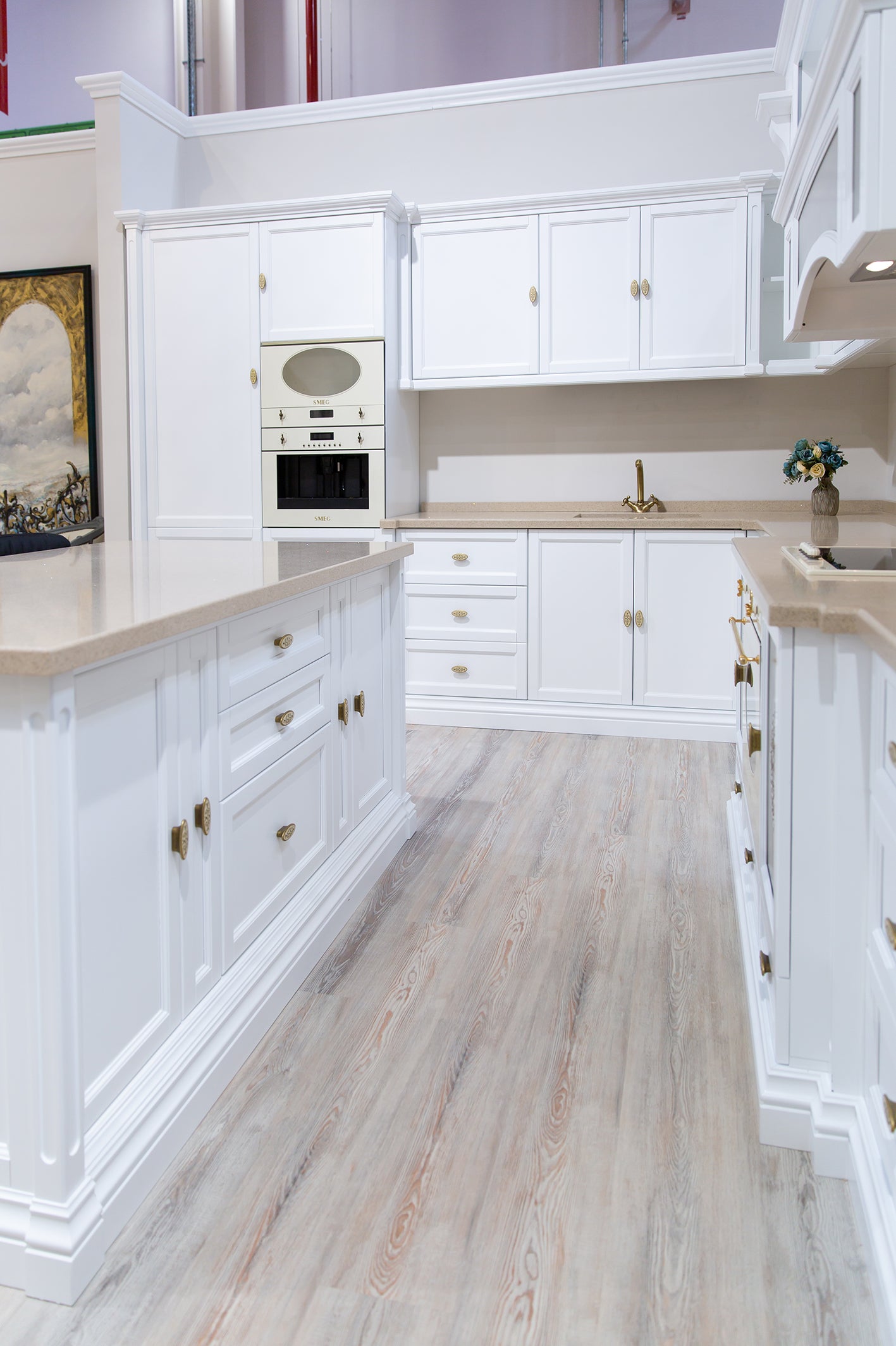 Insule din lemn masiv la comandă