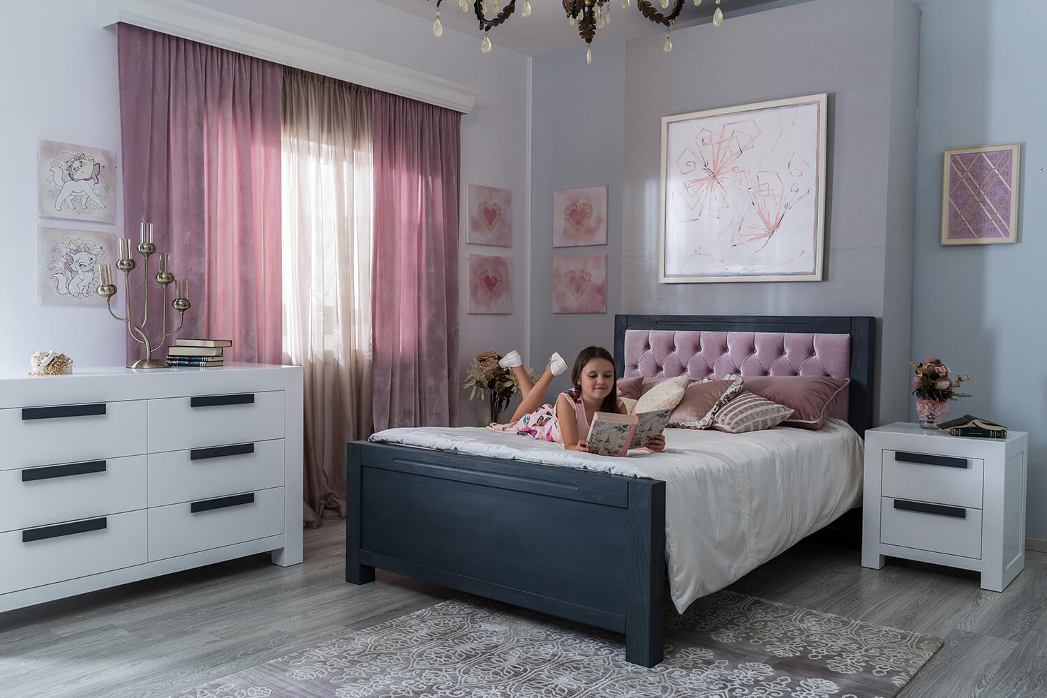 Pat Dormitor Ventianni din Lemn Masiv (160x200) cu Panou Tapițat