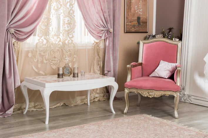 Canapele și fotolii la comandă