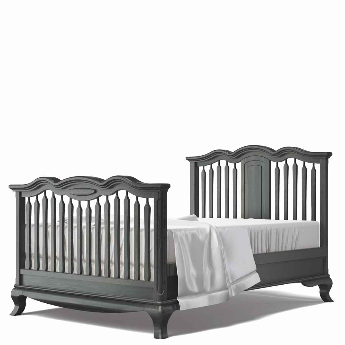 Pătuț Convertibil Cleopatra cu Baluștri din Lemn Masiv