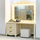 Toaleta de machiaj Cleopatra